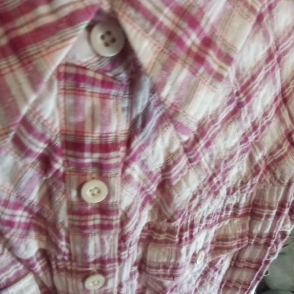 Patagonia Casual Button Down Shirt - Picture 2 of 8